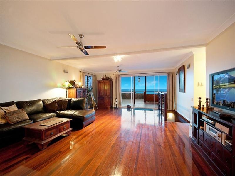 Clifton Beach QLD 4879