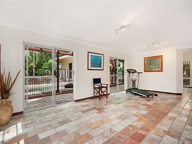 Clifton Beach QLD 4879