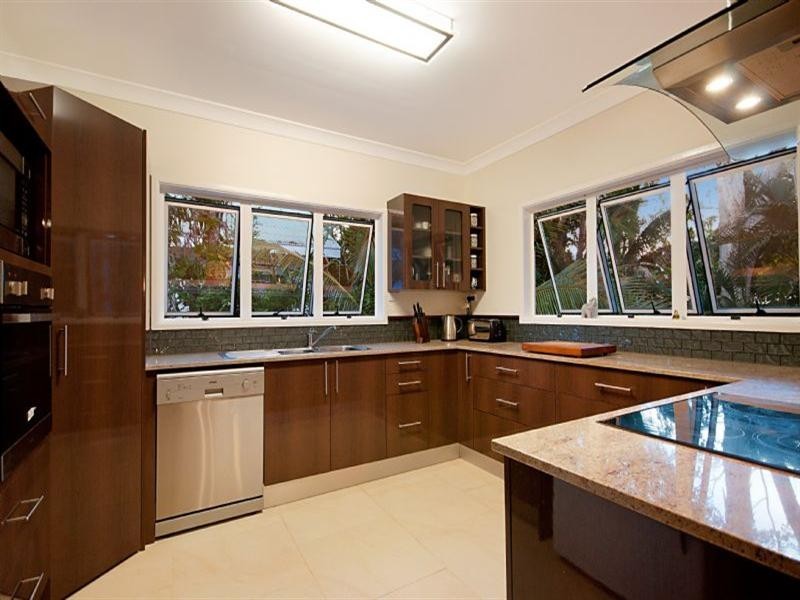Clifton Beach QLD 4879