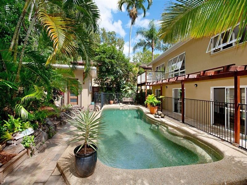 Clifton Beach QLD 4879