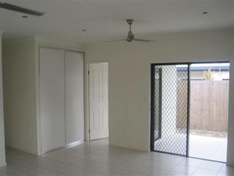 30 Seclusion Drive, Palm Cove QLD 4879