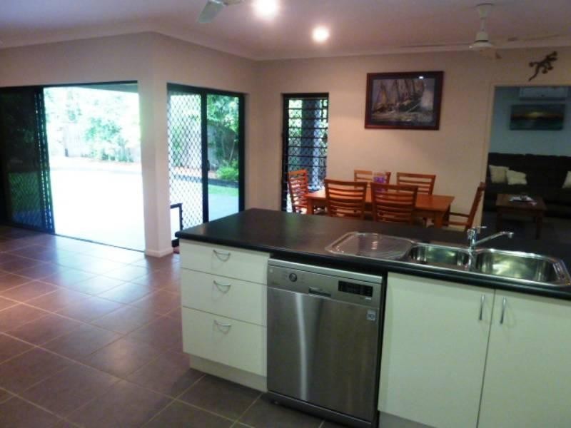 21 Vetiver Street, Trinity Park QLD 4879