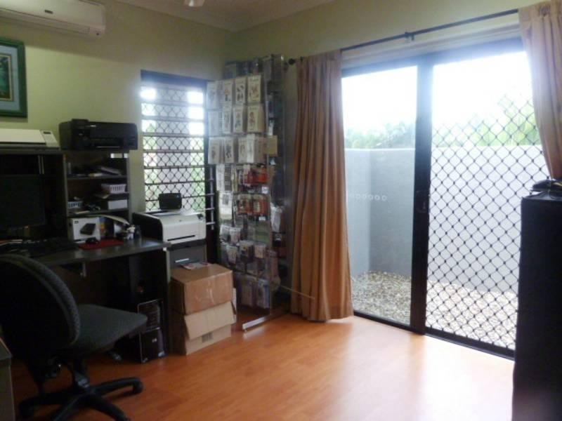 21 Vetiver Street, Trinity Park QLD 4879