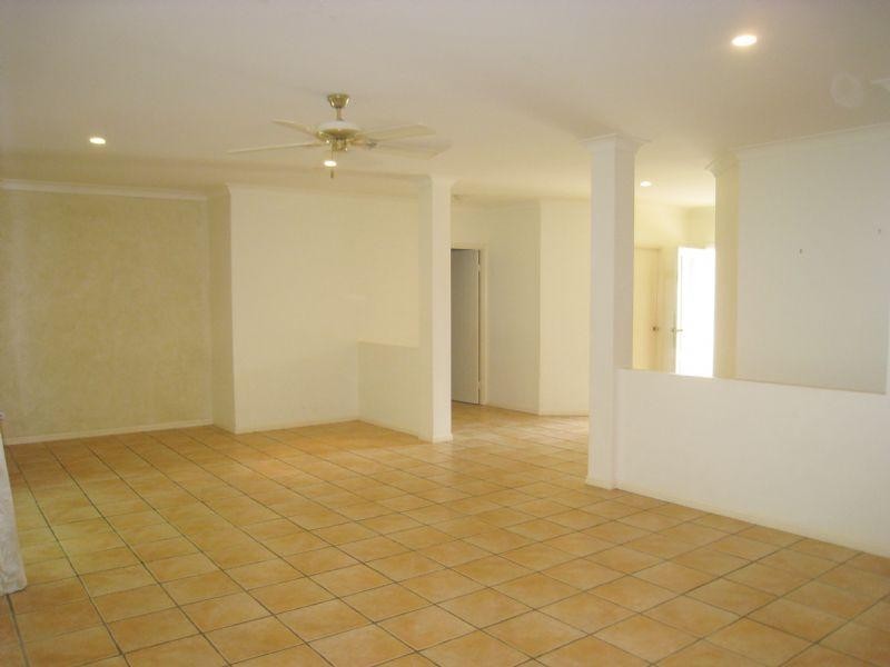 43 Dolphin Close, Kewarra Beach QLD 4879