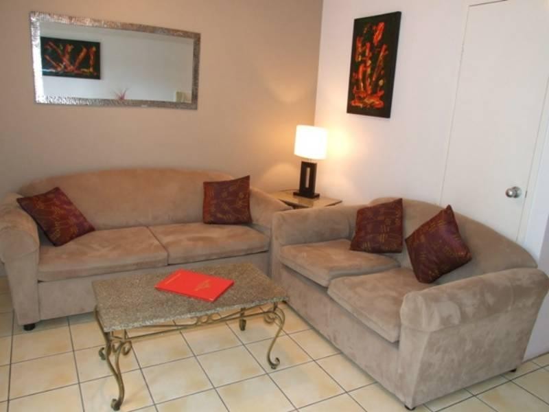 Holloways Beach QLD 4878