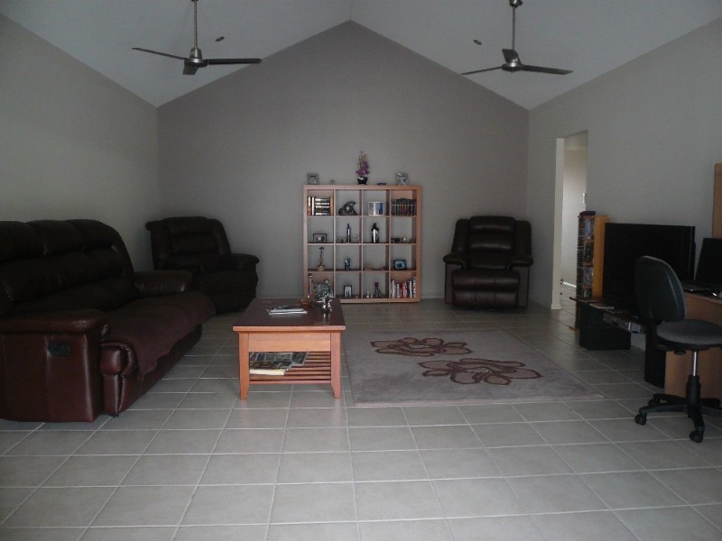 Kewarra Beach QLD 4879