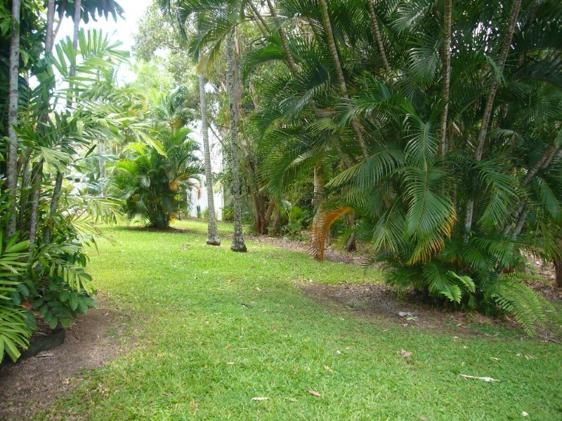 Trinity Beach QLD 4879