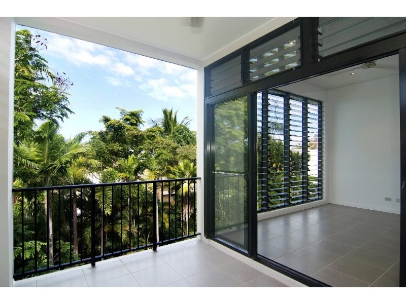 Trinity Beach QLD 4879