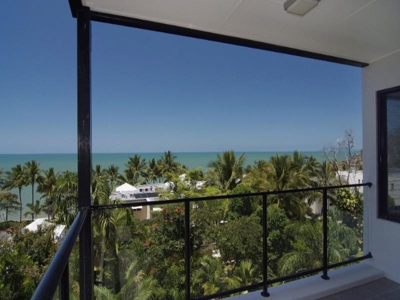 Trinity Beach QLD 4879