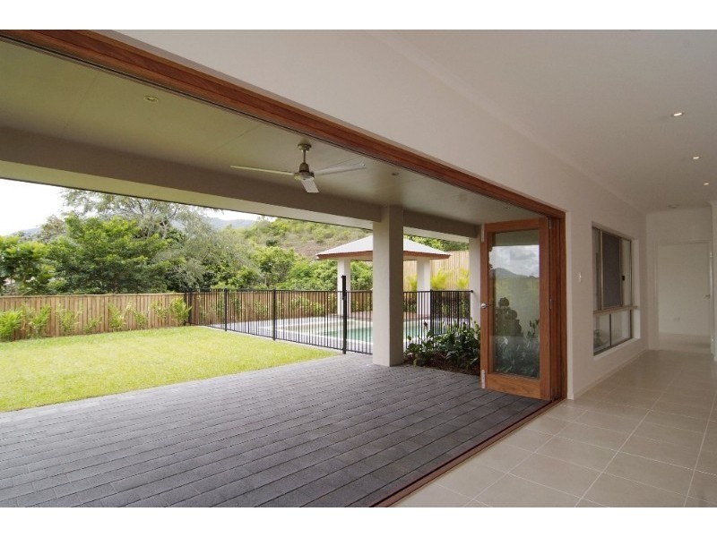 Caravonica QLD 4878