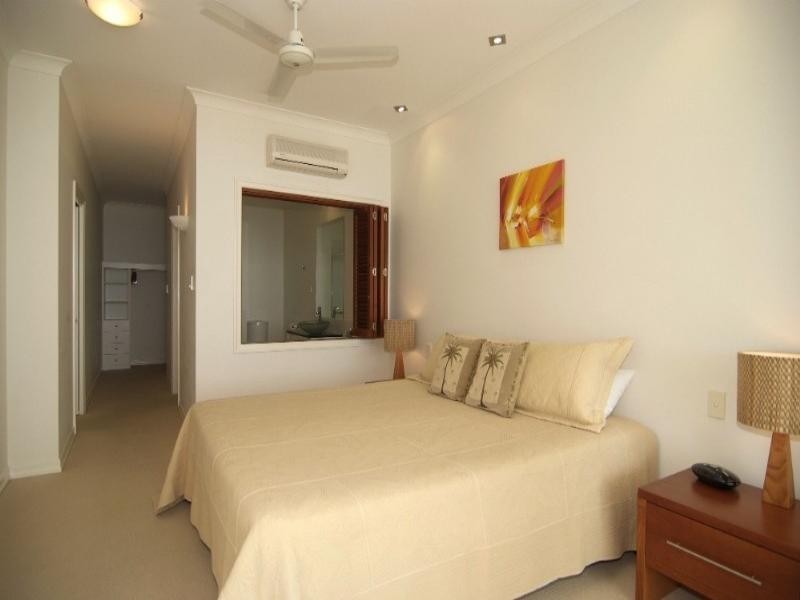 Trinity Beach QLD 4879