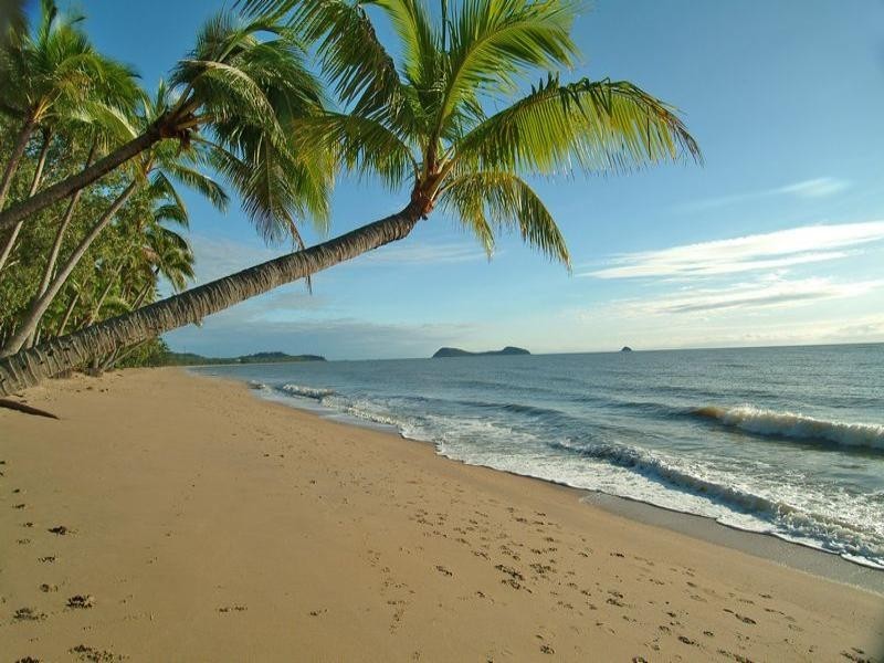 Clifton Beach QLD 4879