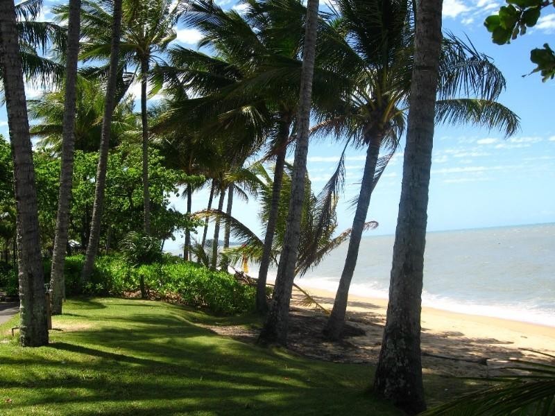 Trinity Beach QLD 4879