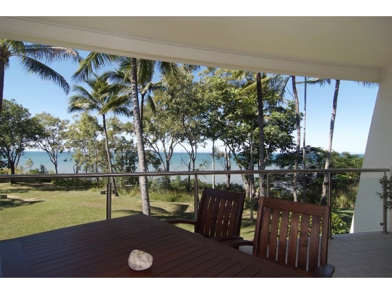 Trinity Beach QLD 4879