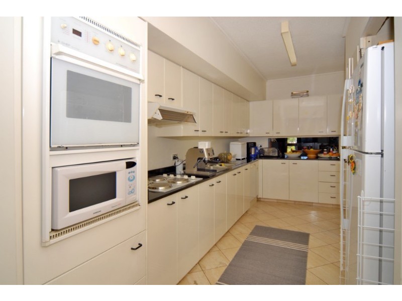 2 Orealla Crescent, Sunrise Beach QLD 4567