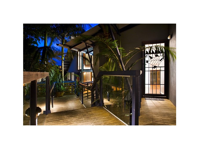 36 Arakoon Crescent, Sunshine Beach QLD 4567