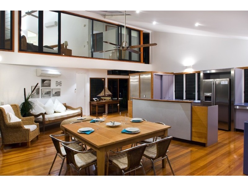 36 Arakoon Crescent, Sunshine Beach QLD 4567