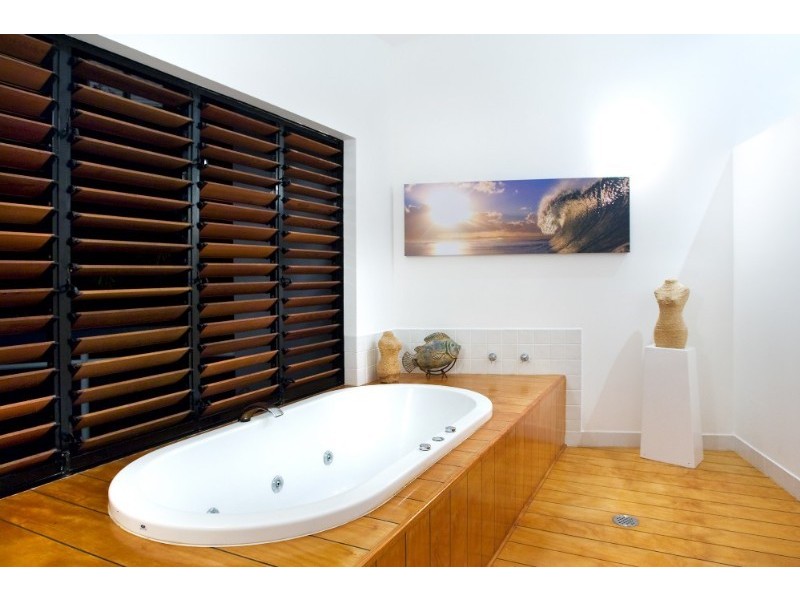 36 Arakoon Crescent, Sunshine Beach QLD 4567