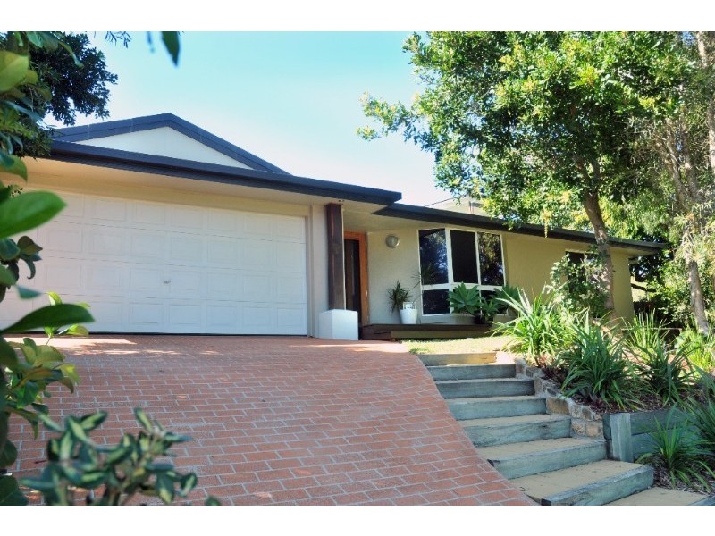 22 Driftwood Drive, Castaways Beach QLD 4567