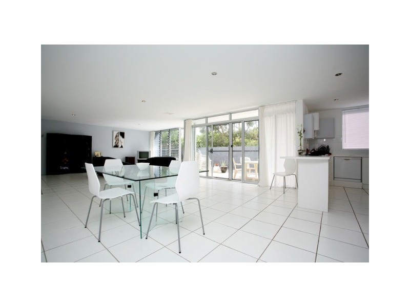 7 Rainbow Crescent, Sunrise Beach QLD 4567