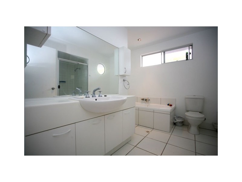 7 Rainbow Crescent, Sunrise Beach QLD 4567