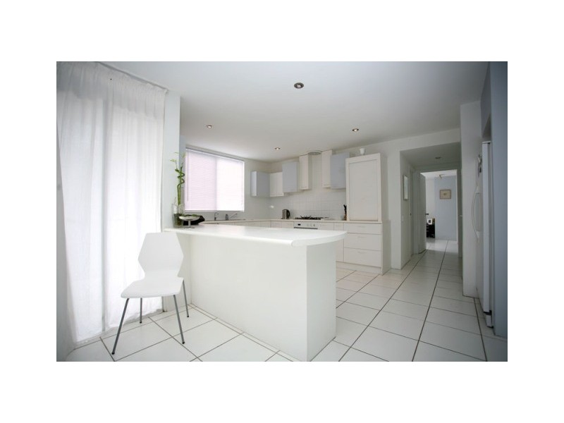 7 Rainbow Crescent, Sunrise Beach QLD 4567
