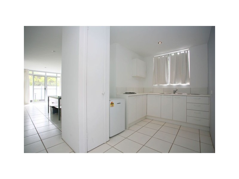 7 Rainbow Crescent, Sunrise Beach QLD 4567