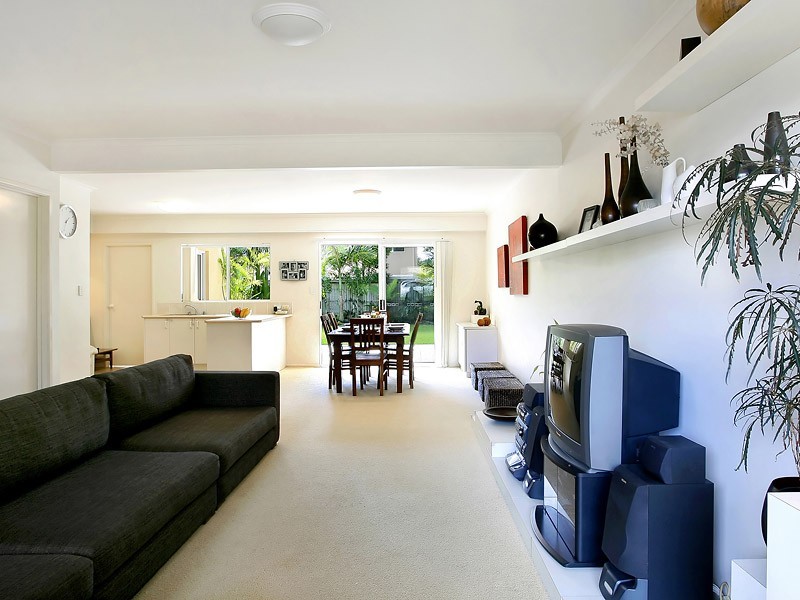 Sunrise Beach QLD 4567