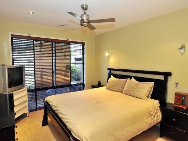 24 Driftwood Drive, Castaways Beach QLD 4567