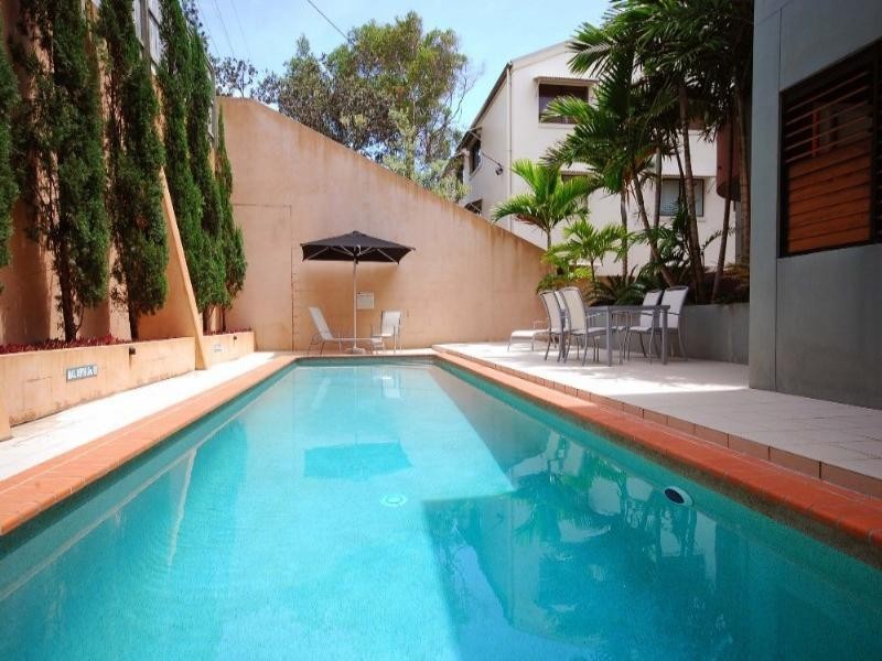 8/1-3 Tingira Crescent, Sunrise Beach QLD 4567