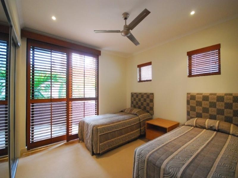 8/1-3 Tingira Crescent, Sunrise Beach QLD 4567