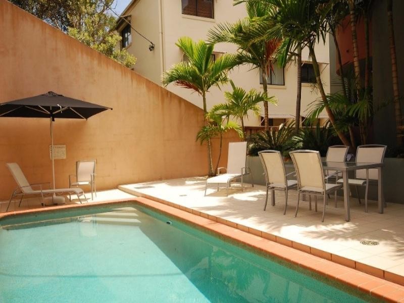 8/1-3 Tingira Crescent, Sunrise Beach QLD 4567