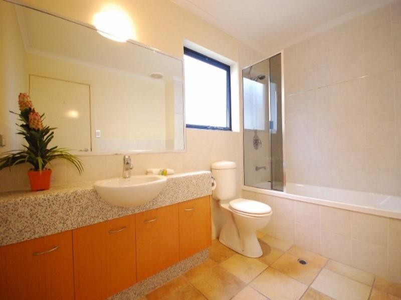 8/1-3 Tingira Crescent, Sunrise Beach QLD 4567