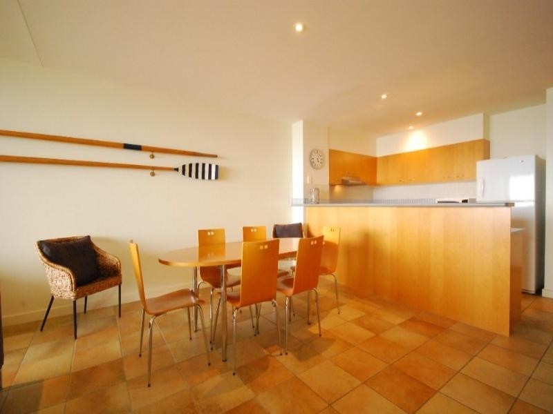 8/1-3 Tingira Crescent, Sunrise Beach QLD 4567