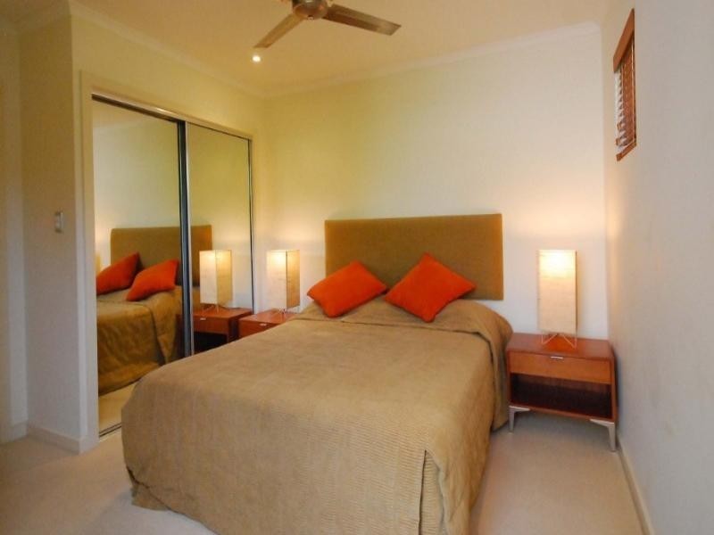 8/1-3 Tingira Crescent, Sunrise Beach QLD 4567