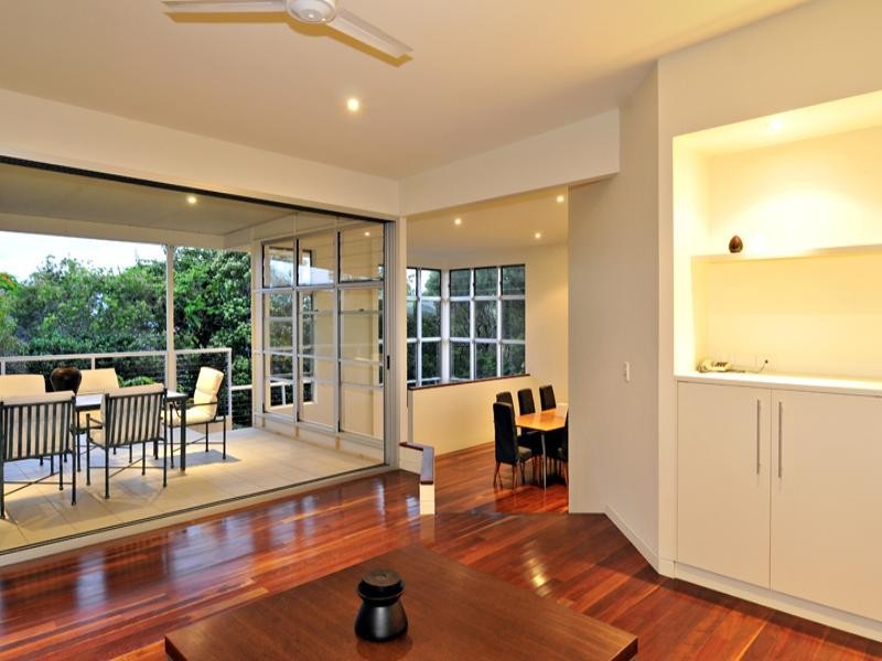 2/7 Weyba Street, Sunshine Beach QLD 4567