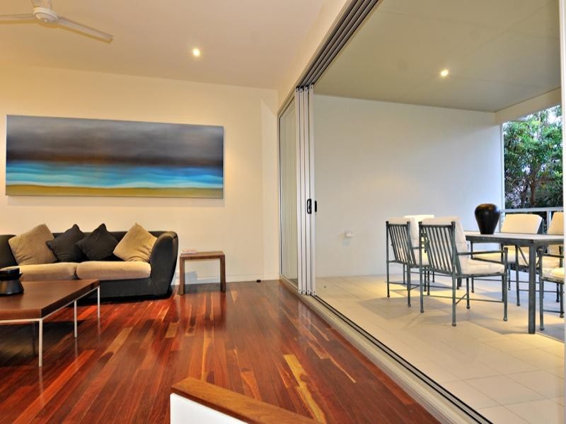 2/7 Weyba Street, Sunshine Beach QLD 4567