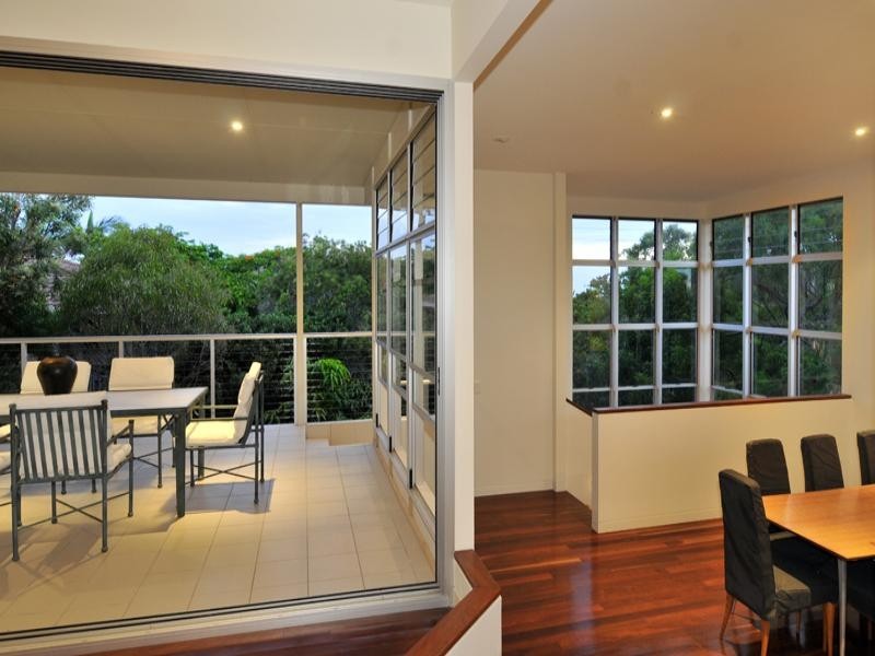 2/7 Weyba Street, Sunshine Beach QLD 4567