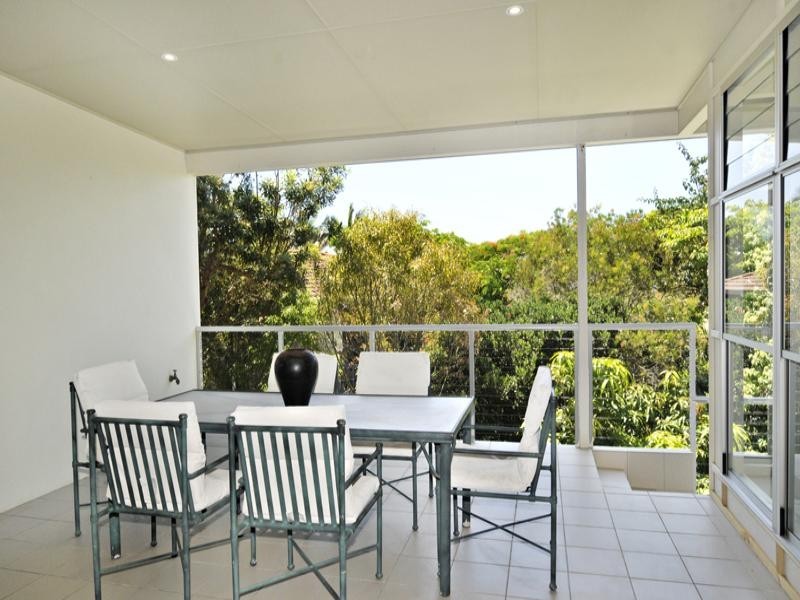 2/7 Weyba Street, Sunshine Beach QLD 4567