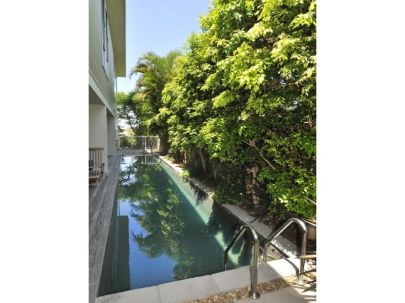 2/7 Weyba Street, Sunshine Beach QLD 4567