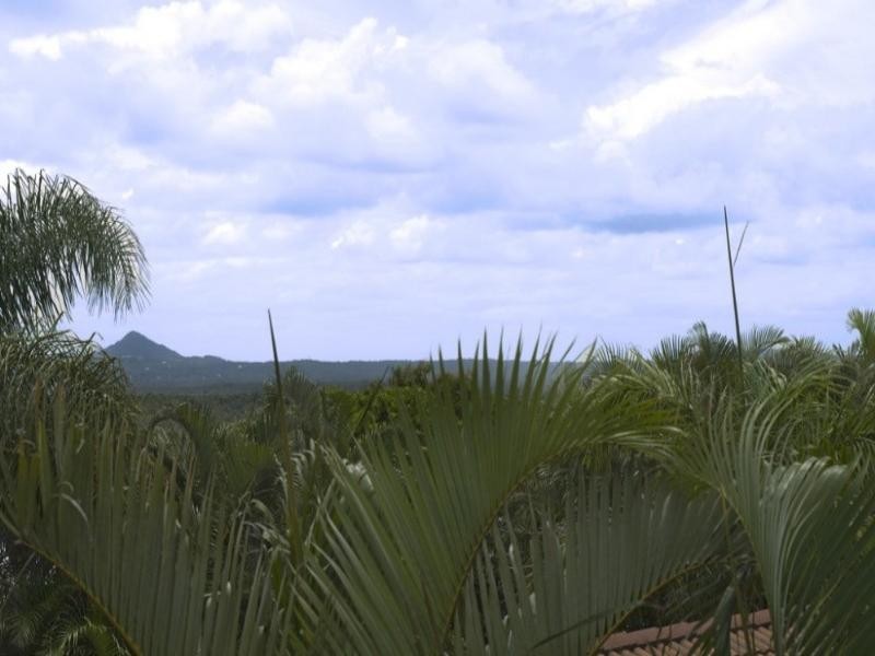 18 Bertrand Road, Sunrise Beach QLD 4567