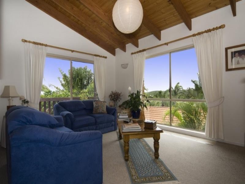 18 Bertrand Road, Sunrise Beach QLD 4567