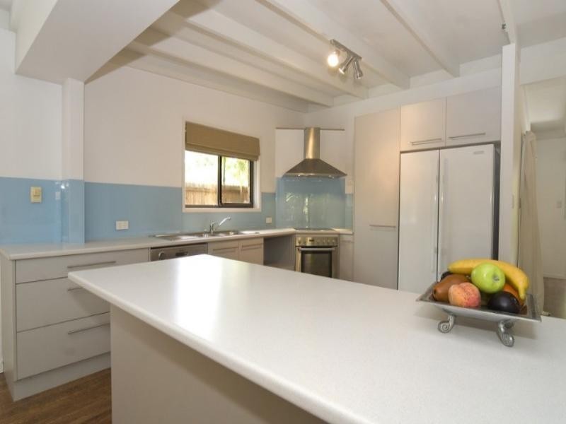 35 Dame Patti Drive, Sunrise Beach QLD 4567