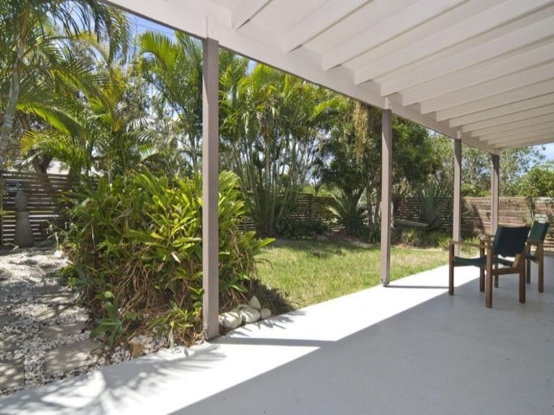 35 Dame Patti Drive, Sunrise Beach QLD 4567