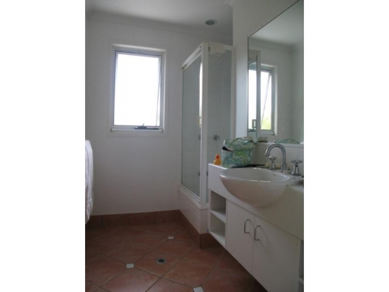 3/9 Lipton Street, Sunrise Beach QLD 4567