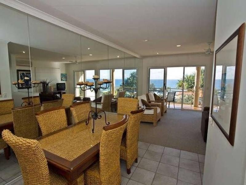 2/18 Corsair Crescent, Sunrise Beach QLD 4567