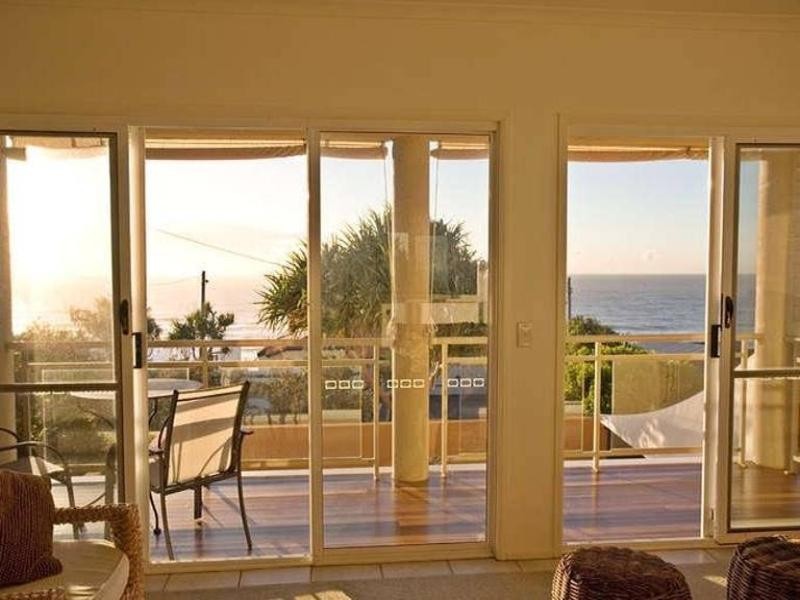 2/18 Corsair Crescent, Sunrise Beach QLD 4567