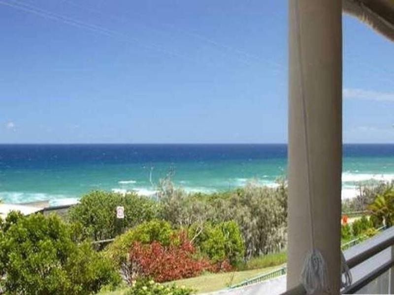 2/18 Corsair Crescent, Sunrise Beach QLD 4567
