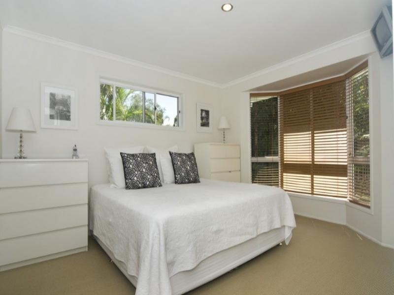 2 Reliance Place, Sunrise Beach QLD 4567