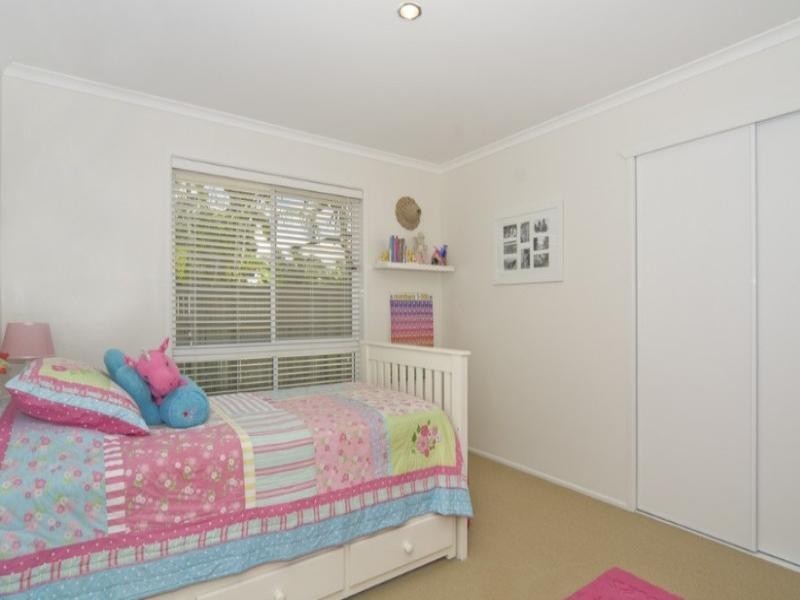 2 Reliance Place, Sunrise Beach QLD 4567